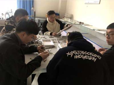 沉浸式體驗(yàn) 構(gòu)建"大思政"格局|山東輕工職業(yè)學(xué)院"三轉(zhuǎn)一響"博物館助力傳播輕工業(yè)文化